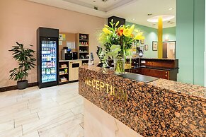 Garner Hotel Dusseldorf Main Station by IHG