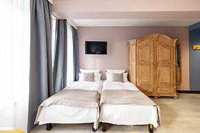 Garner Hotel Dusseldorf Main Station by IHG