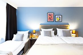 Garner Hotel Dusseldorf Main Station by IHG
