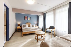 Garner Hotel Dusseldorf Main Station by IHG