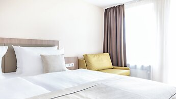 Garner Hotel Dusseldorf Main Station by IHG