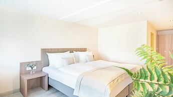 Garner Hotel Dusseldorf Main Station by IHG