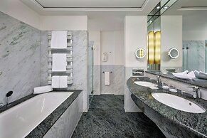 Louis C. Jacob, Hamburg, Autograph Collection