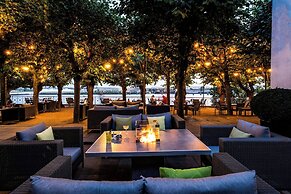 Louis C. Jacob, Hamburg, Autograph Collection