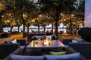 Hotel Louis C. Jacob