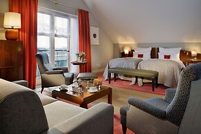 Hotel Louis C. Jacob