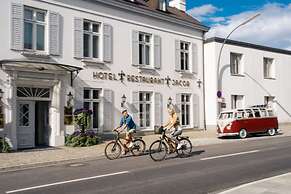 Hotel Louis C. Jacob