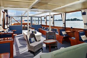 Hotel Louis C. Jacob