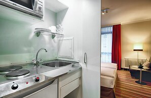 Leonardo Hotel & Residenz München