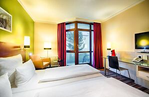 Leonardo Hotel & Residenz München