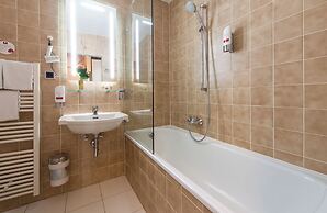 Leonardo Hotel & Residenz München