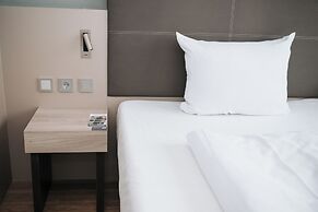 Feringapark Hotel by Coffee Fellows Hotels