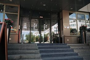 Feringapark Hotel by Coffee Fellows Hotels