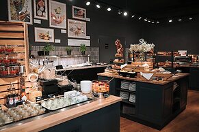 Feringapark Hotel by Coffee Fellows Hotels