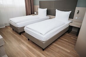 Feringapark Hotel by Coffee Fellows Hotels