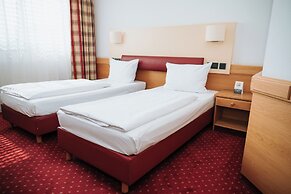 Feringapark Hotel by Coffee Fellows Hotels