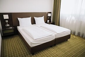 Feringapark Hotel by Coffee Fellows Hotels