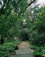 Legendary Lisboa Suites