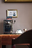 Hotel Holt - The Art Hotel