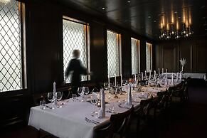 Hotel Holt - The Art Hotel