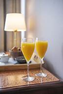 Hotel Holt - The Art Hotel