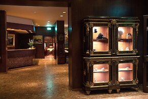 Hotel Holt - The Art Hotel