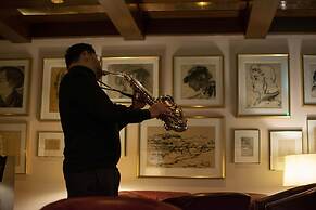 Hotel Holt - The Art Hotel