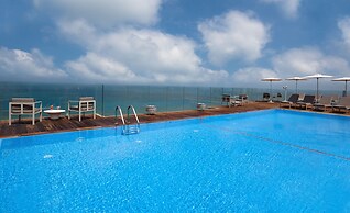 Carlton Tel Aviv Hotel
