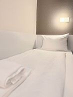 Colour Hotel
