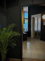Colour Hotel
