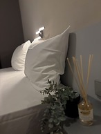 Colour Hotel