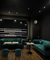 Colour Hotel