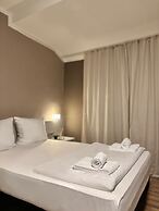 Colour Hotel