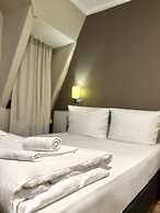 Colour Hotel