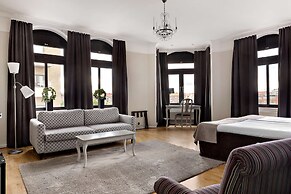 Best Western Plus Grand Hotel