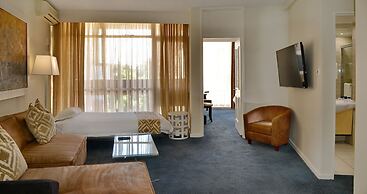 The Parktonian All Suite Hotel