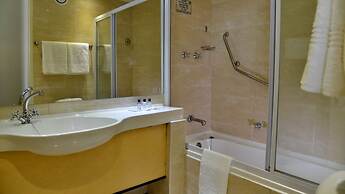 The Parktonian All Suite Hotel