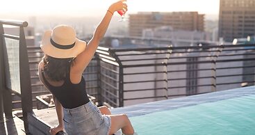 The Parktonian All Suite Hotel