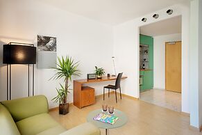 FOUR Munich Neue Messe