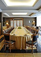 Ramada by Wyndham Naples