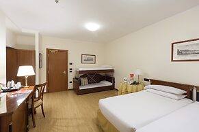 Ramada by Wyndham Naples