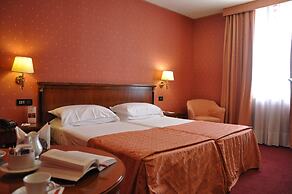 Ramada by Wyndham Naples