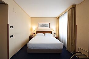 Ramada by Wyndham Naples