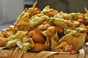 Ramada by Wyndham Naples