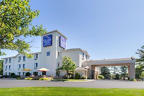 Sleep Inn & Suites Bay View Acme - Travers City