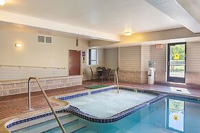 Sleep Inn & Suites Bay View Acme - Travers City
