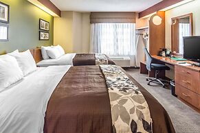 Sleep Inn & Suites Bay View Acme - Travers City