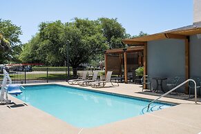 Garner Hotel Aiken South by IHG