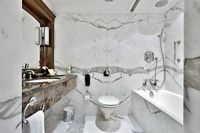 Taj Mahal, New Delhi