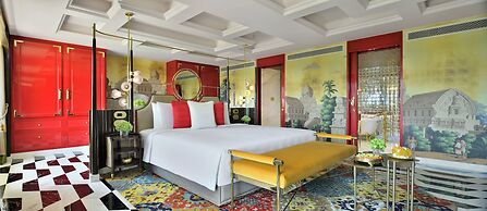 Taj Mahal, New Delhi